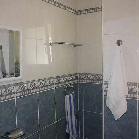 Disfrute Del Relax La Privacidad Y La Comodidad En Esta Villa Con Piscina カルプ