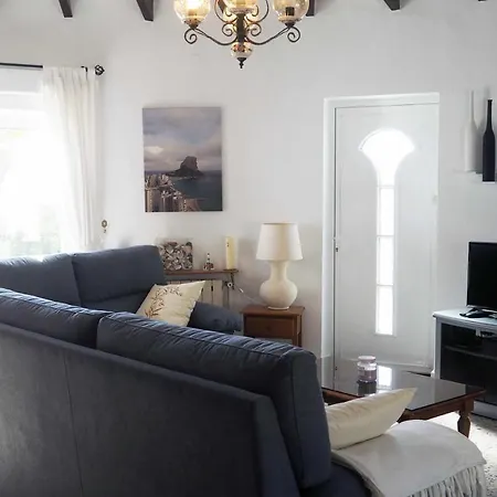 Disfrute Del Relax La Privacidad Y La Comodidad En Esta Villa Con Piscina ヴィラ *