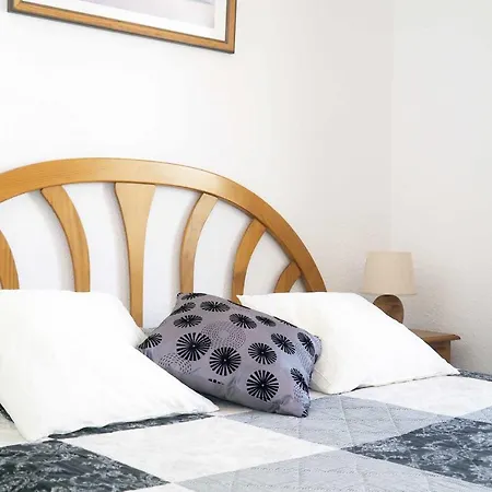 Disfrute Del Relax La Privacidad Y La Comodidad En Esta Villa Con Piscina * カルプ